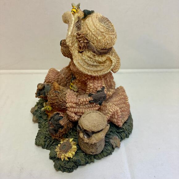 Boyds Bears Honey Bear resin figurine by The Bearstone Collection collectible - Picture 4 of 7